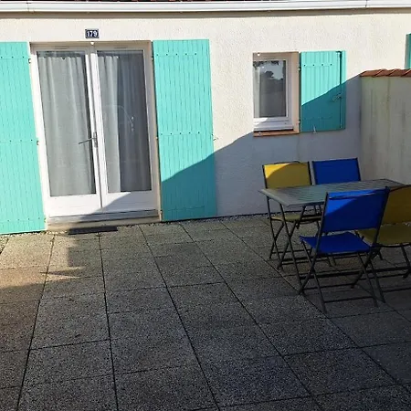 Holiday home Domaine Saint-Hilaire-de-Riez
